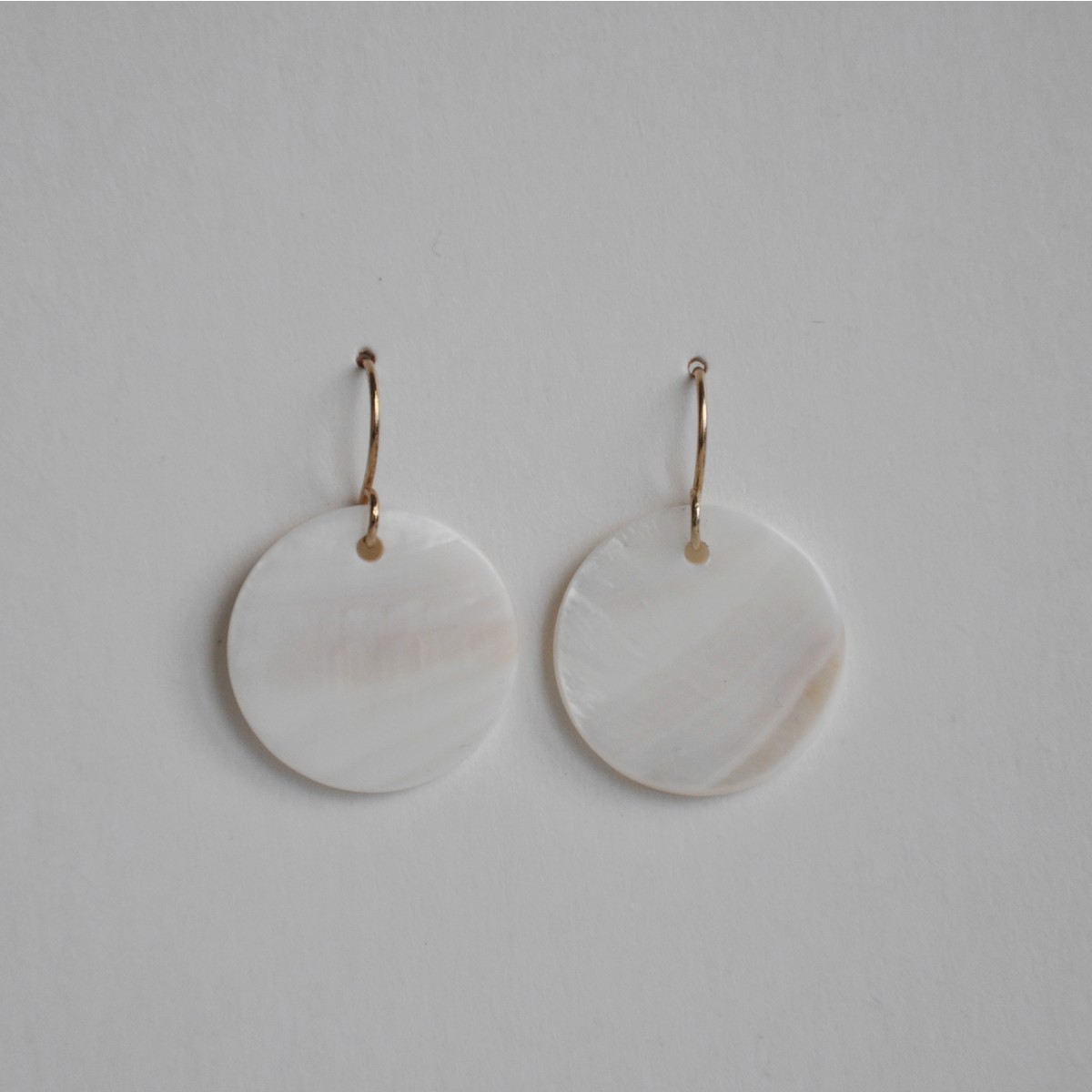 OHRRINGE goldener Perlmutttraum Ohrringe Perlmutt Muschel Scheiben goldfarbene Ohrhaken