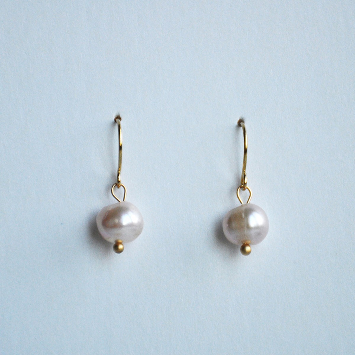 nahili OHRRINGE simply beautiful  "rose Pearl" pastellrosa Perlmutt Perle & 14K Gelbgold plattiert 