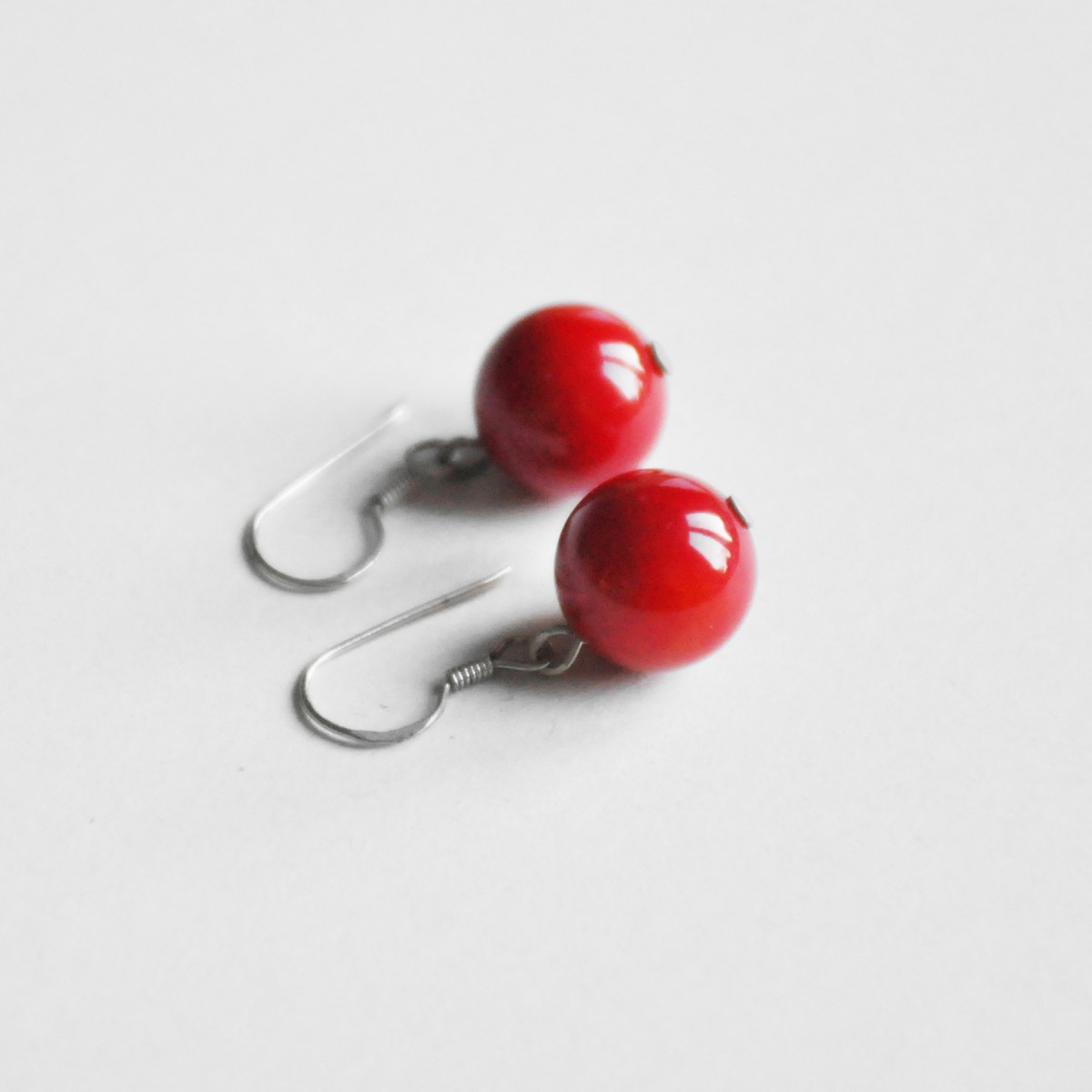 na.hili OHRRINGE "red stone dots" rote Koralle *komplett 925 Silber* Naturstein Halbedelstein