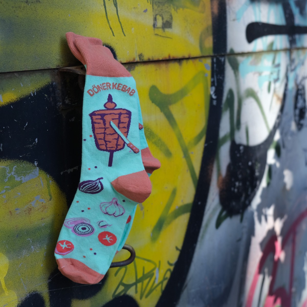 Berlin Döner Kebab Socken von Offbeat