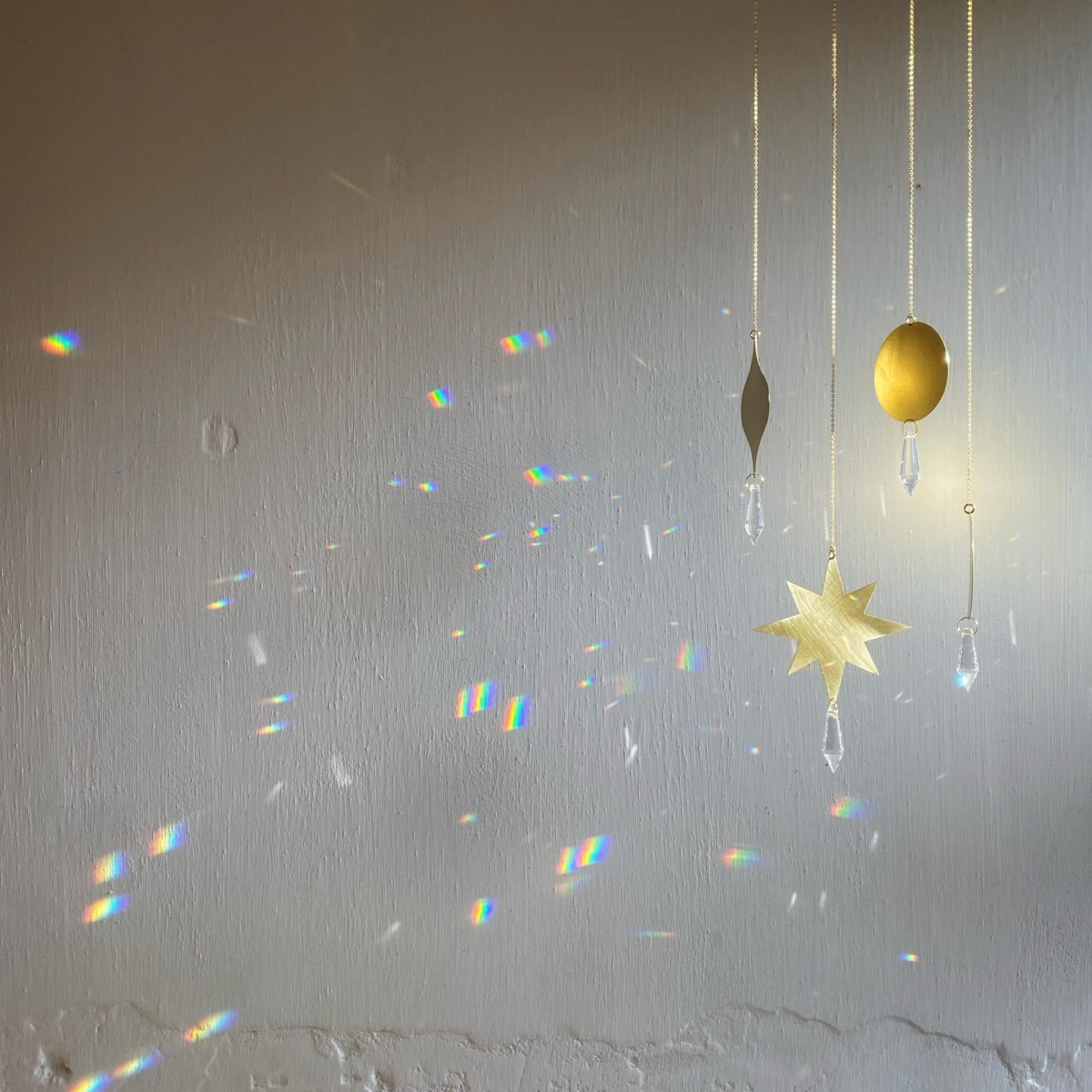 IDA PING JEWELRY // Weihnachtliche Sun Catcher - Stern, Kugel, Tropfen & Mond