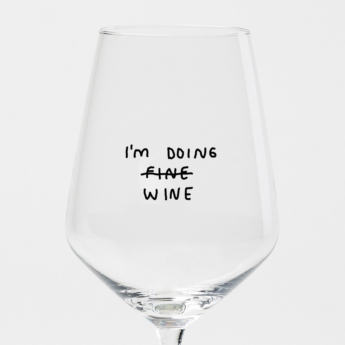 "I'm Doing Wine" Weinglas by Johanna Schwarzer × selekkt