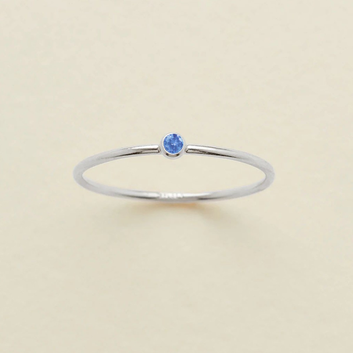 Anoa Ring Geburtsstein Birthstone Monat März Light Sapphire Blau Silber