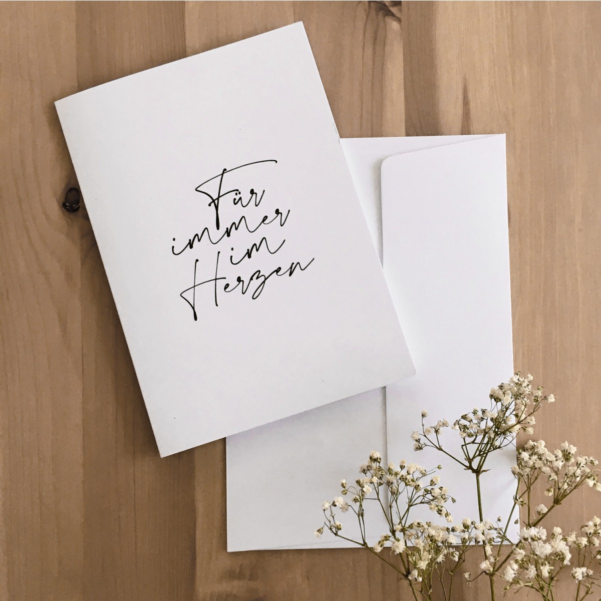 Love is the new black – Kondolenzkarte "Für immer im Herzen"