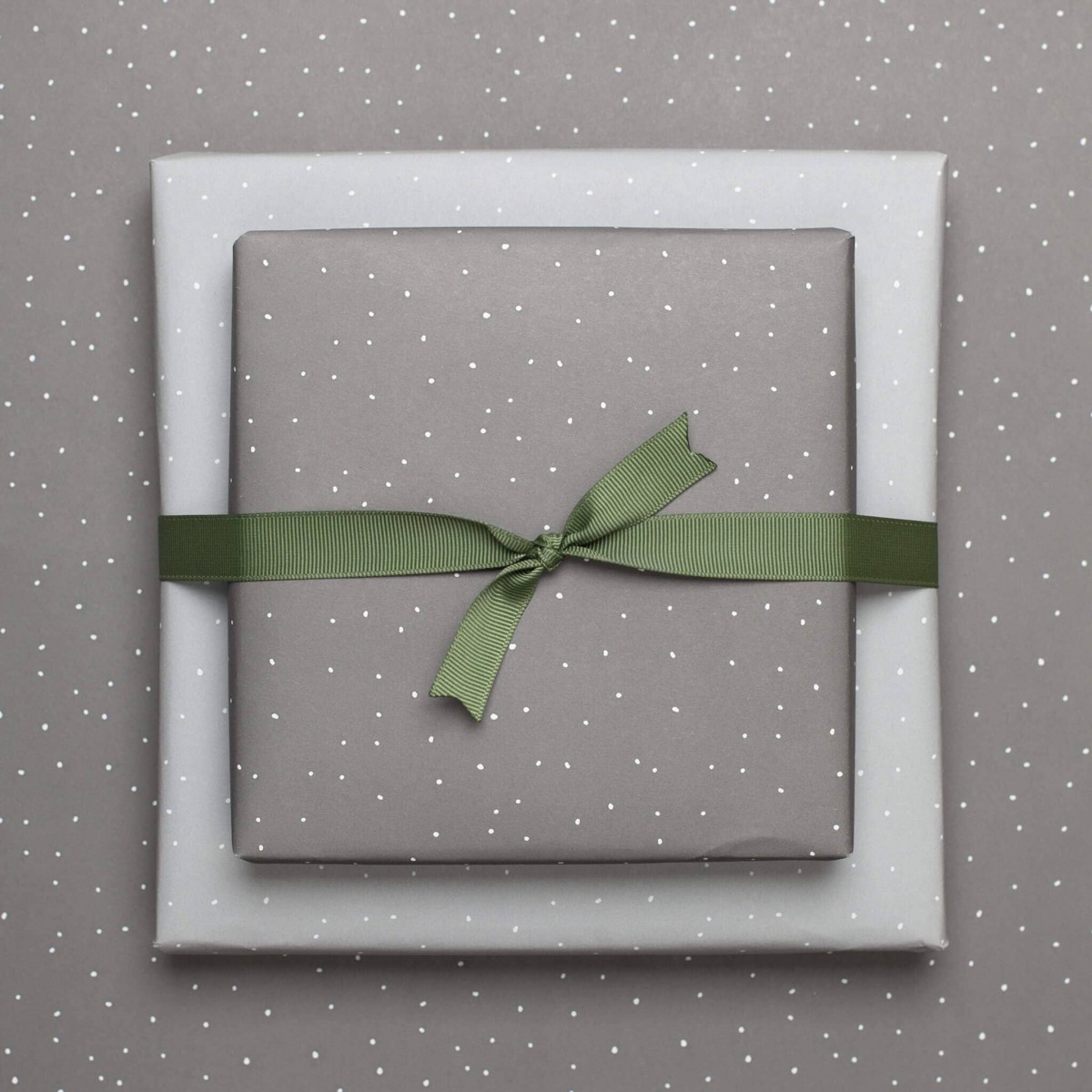 12 Bogen Weihnachtspapier mit verschiedenen Mustern (grün) von My Pretty Circus