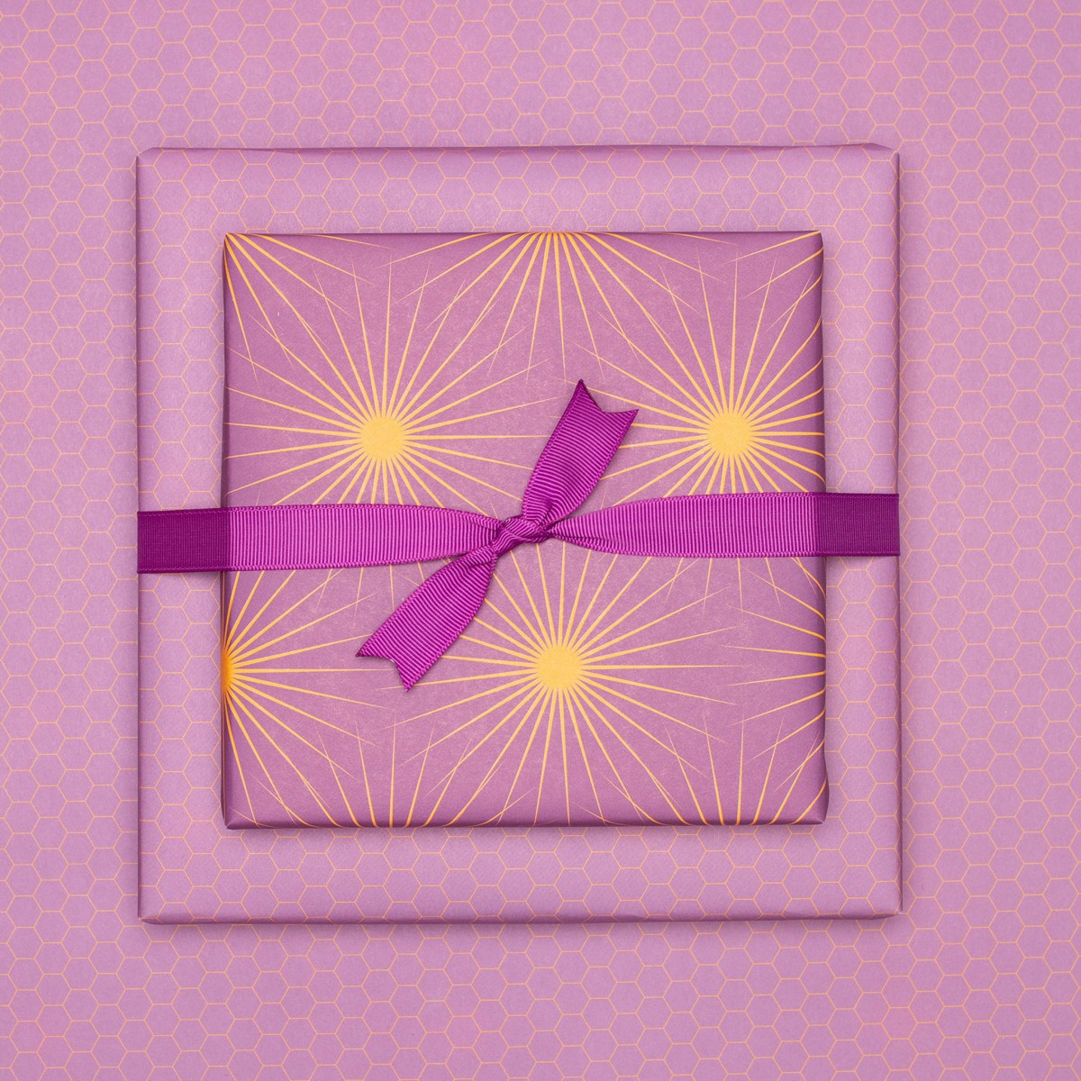 Lila Geschenkpapier "Sonnensterne" - 5 Bogen