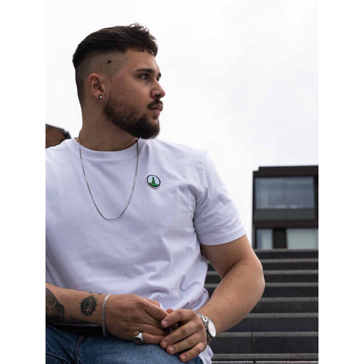 Stadtliebe® | Kassel T-Shirt mit gesticktem „Herkules“ weiss 100% Bio-Baumwolle
