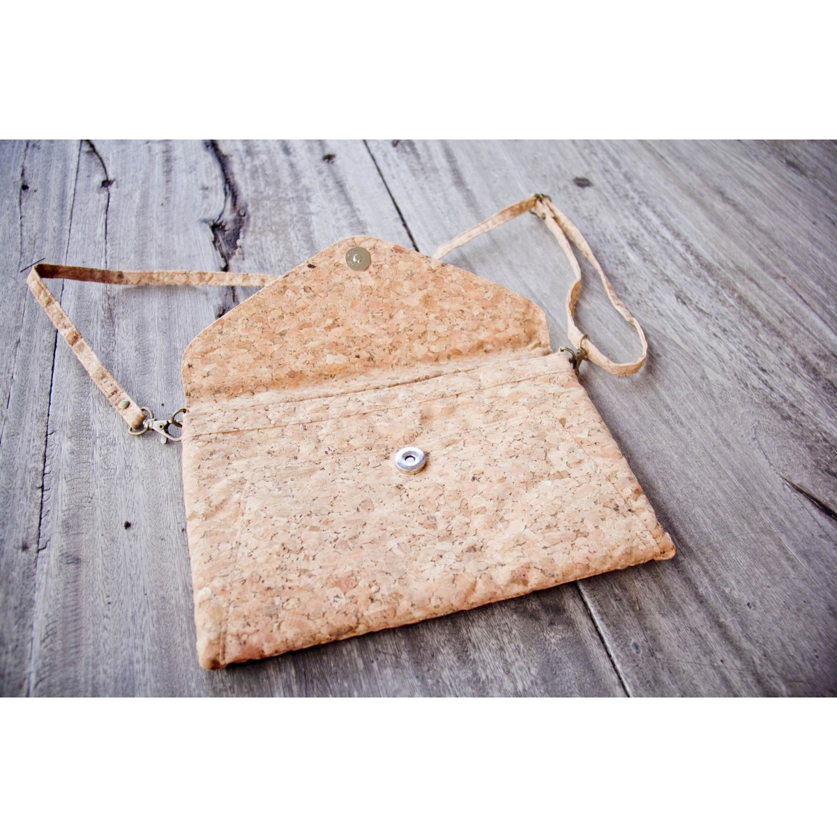 Praktische Kork Handtasche, vegane Clutch BY COPALA