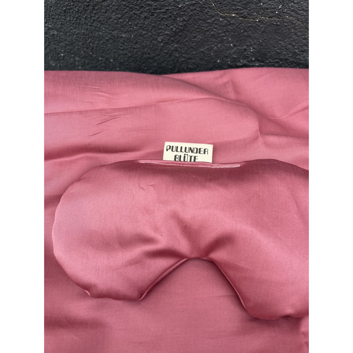 AUGENKISSEN ALTROSA by Pullunderblüte