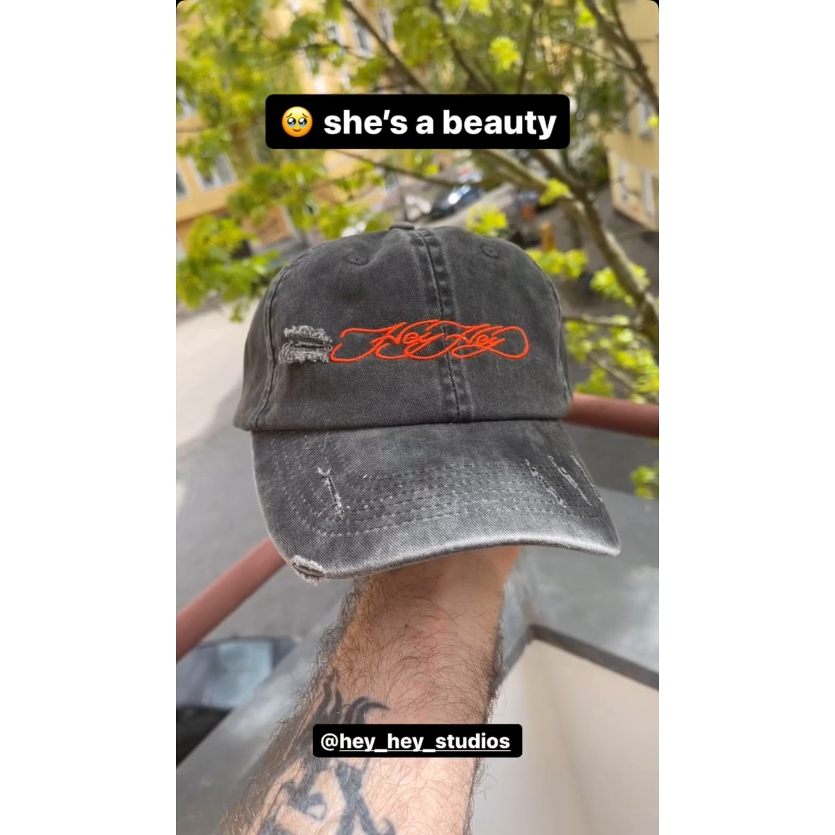 hey hey Studios - Script cap – Throwback Style. Future Fit. (Limited)