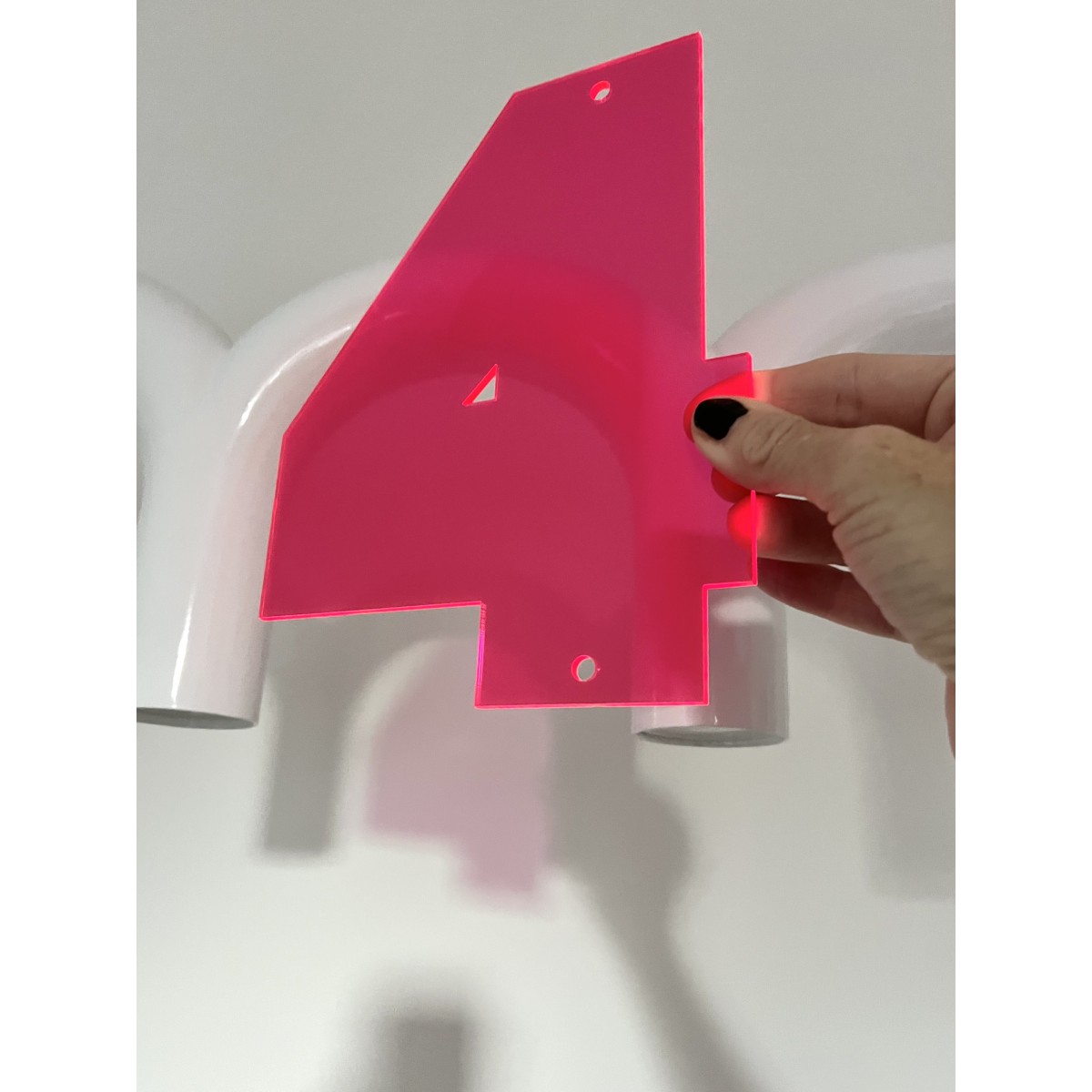 THE SUPER HOUSE NUMBER NEON RED von not white studio