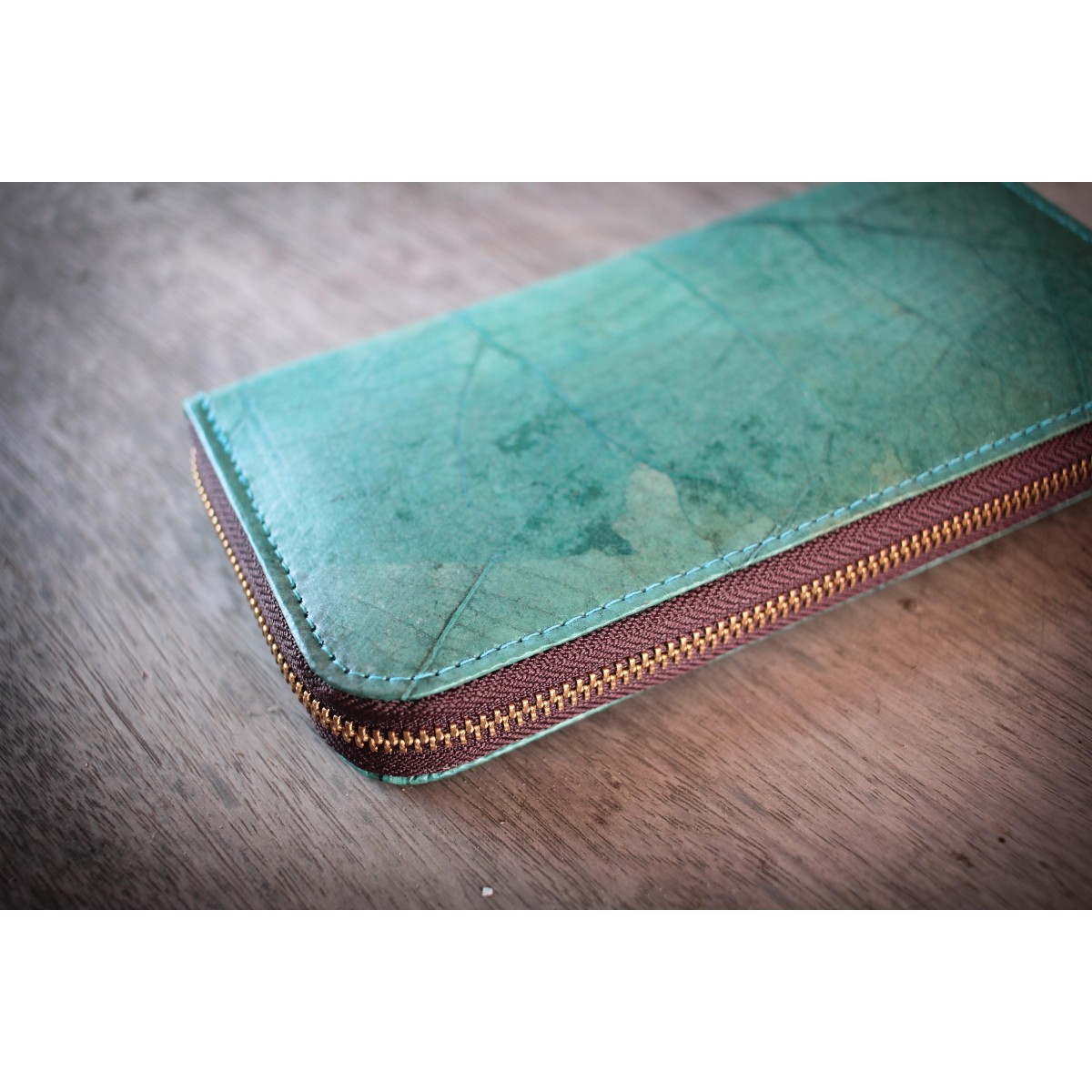 Portemonnaie aus recycelten Blättern / Nachhaltige vegane Brieftasche in türkis