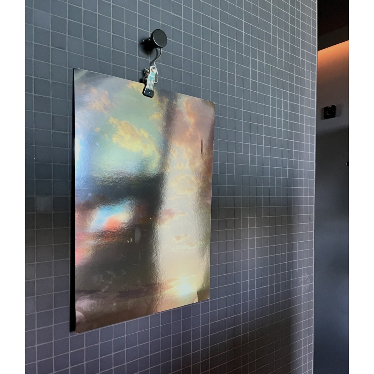 POSTER SUNRISE CHROM – Druck auf Spiegelkarton von not white studio