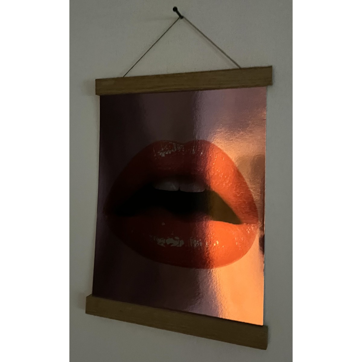 KISU CHROME - A4 Chrome Poster – Red / Pink