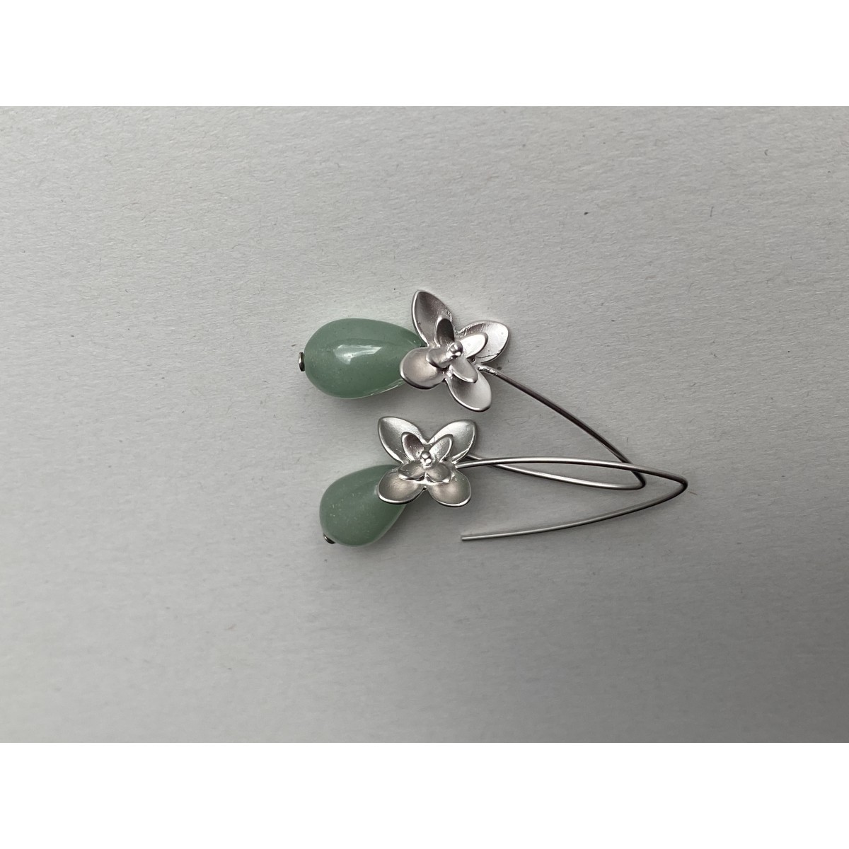UNIKAT na.hili OHRRINGE Jadeblüten *Weißgold* Aventurin Stecker 925 Silber
