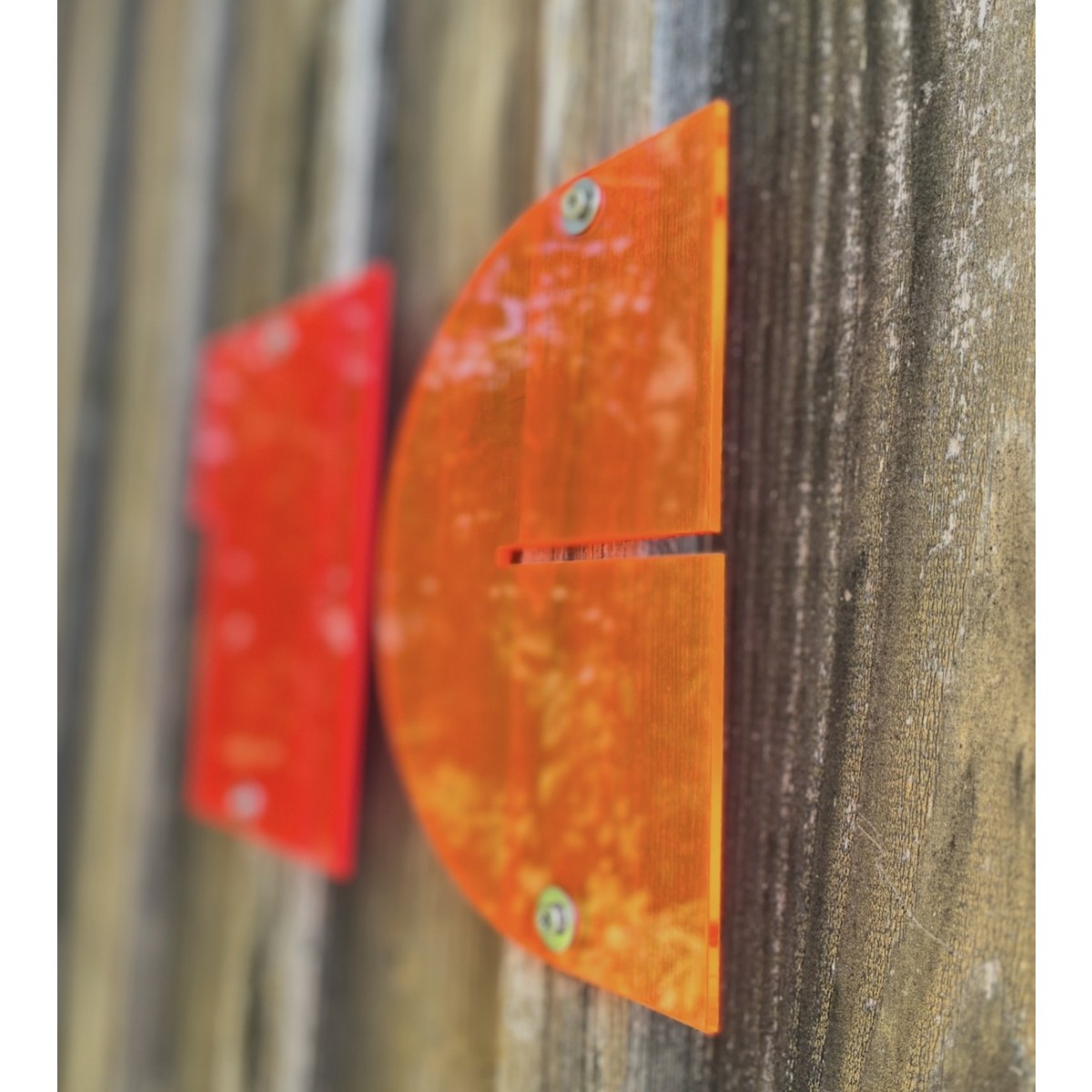 THE SUPER HOUSE NUMBER NEON ORANGE - Hausnummer von not white studio