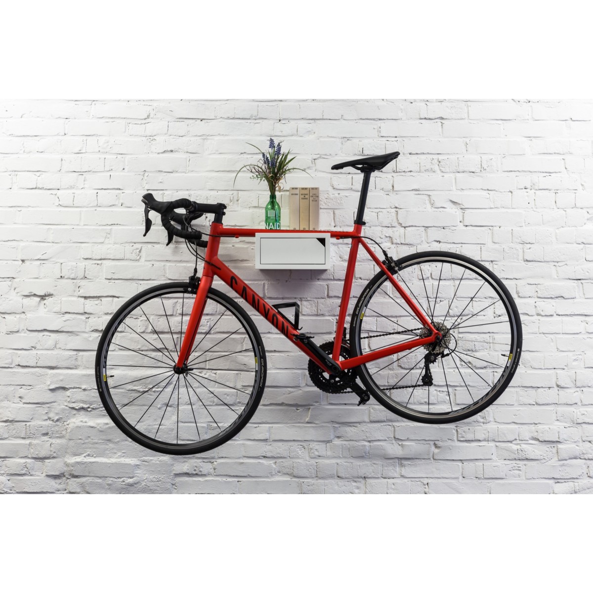 CLEMENS | Fahrrad Wandhalterung aus Holz | Fahrradwandhalter