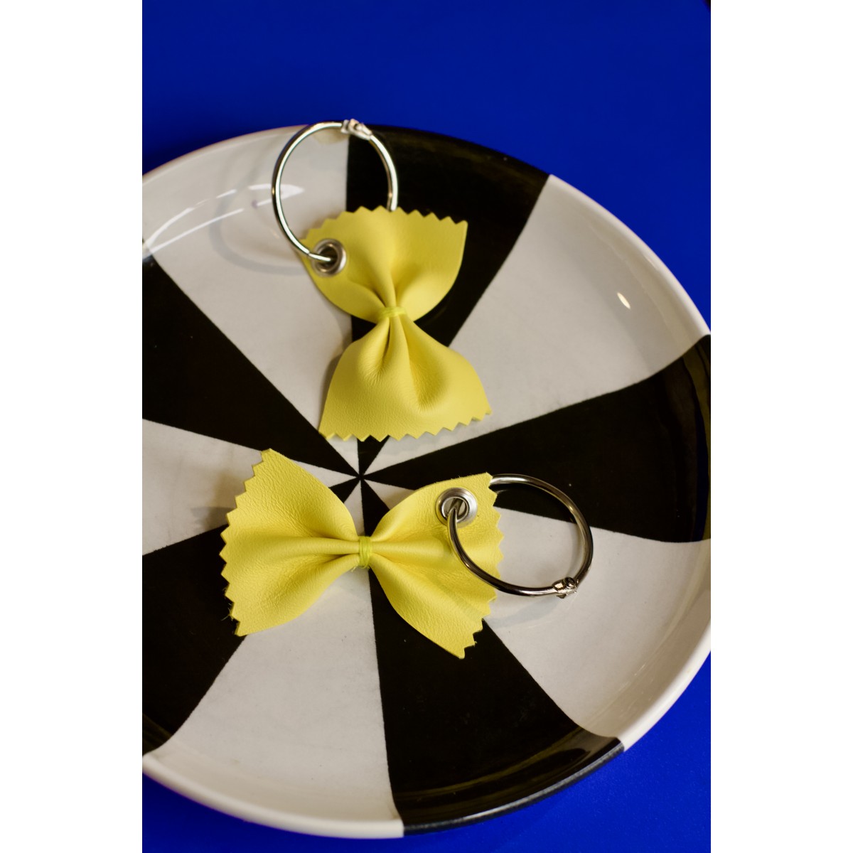 Leder Farfalle - Anhänger - Pikto3000 Leder Farfalle - Anhänger - Pikto3000