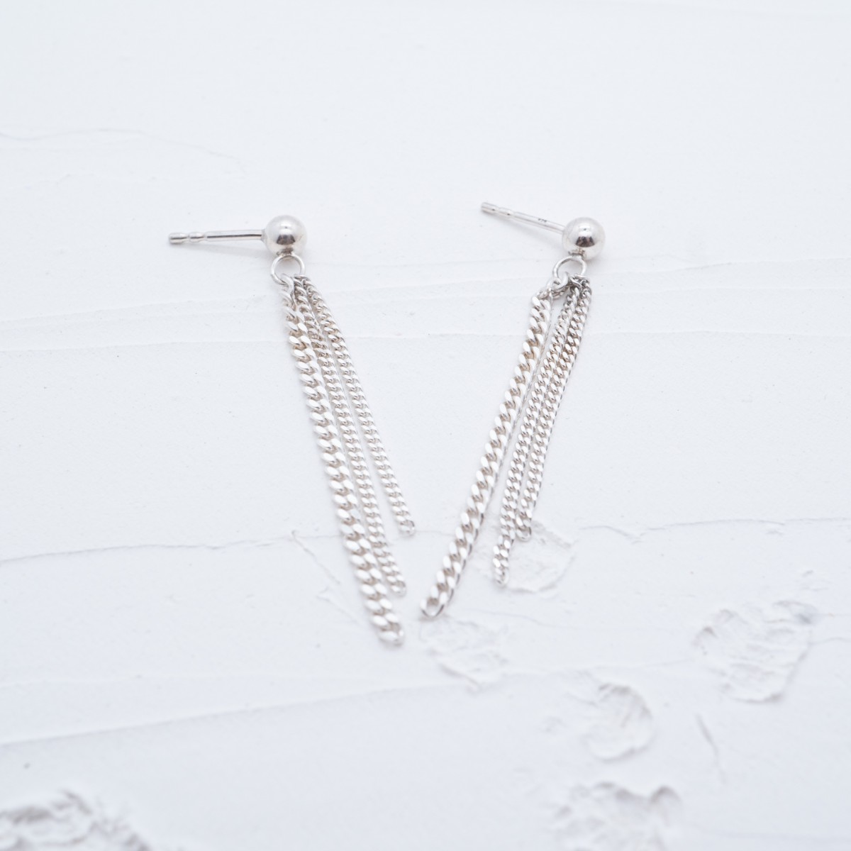 Elegante lange Silber Ohrhänger aus feinen Ketten - SchmuckvonVreni