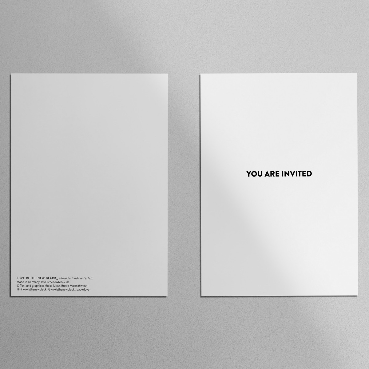 Love is the new black - Postkarte "Invited"