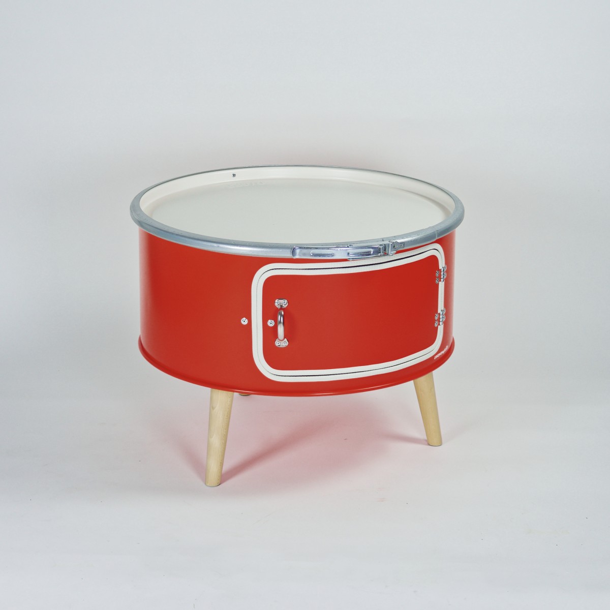 Lockengelöt - Betty mit Tür - Couchtisch aus Hamburger Ölfässern