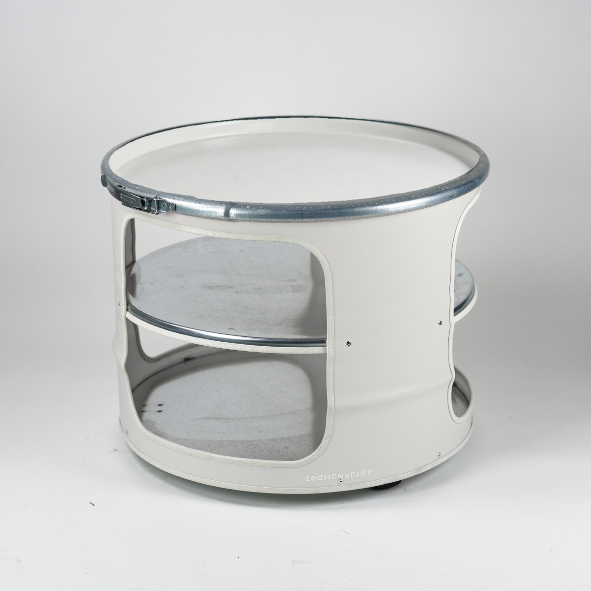 Lockengelöt - Bob - Der Couchtisch aus einem Ölfass