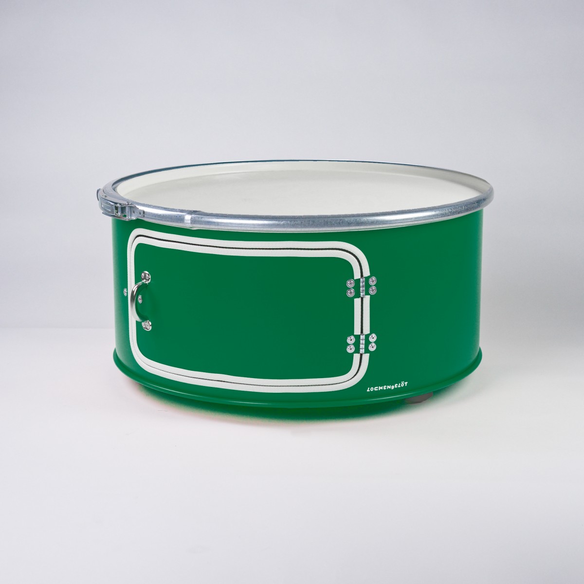 Lockengelöt - Little Bob mit Tür - Couchtisch aus Hamburger Ölfässern