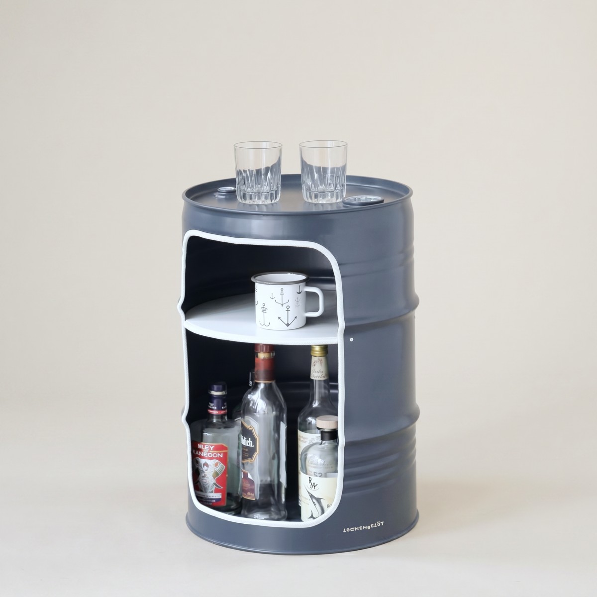 Lockengelöt - Minibar aus Hamburger Ölfässern