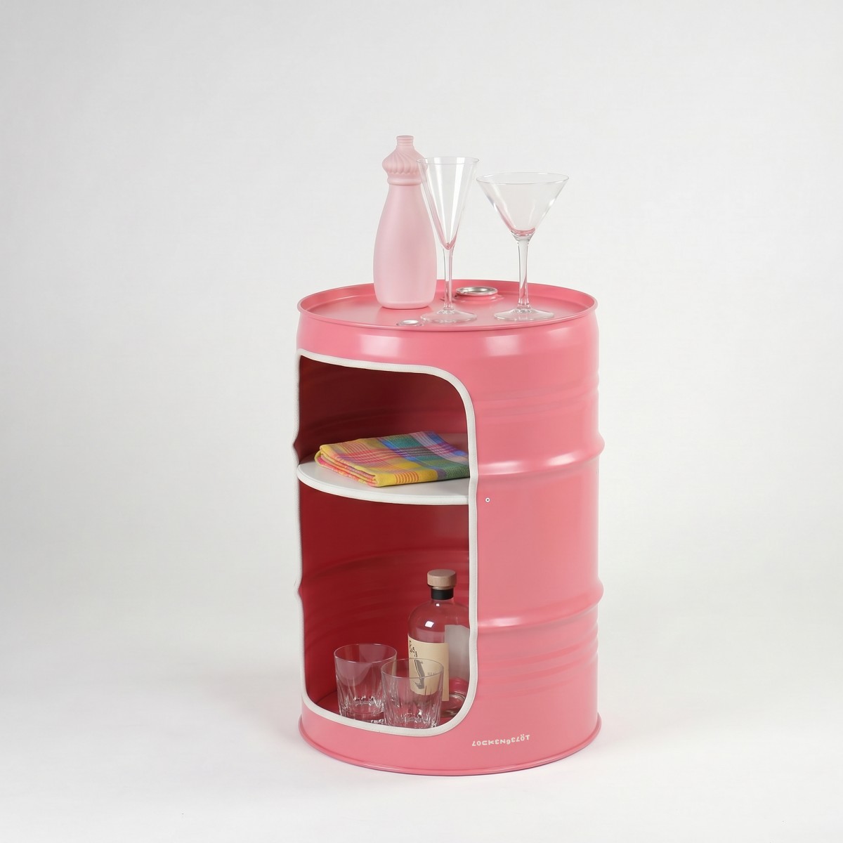 Lockengelöt - Minibar aus Hamburger Ölfässern