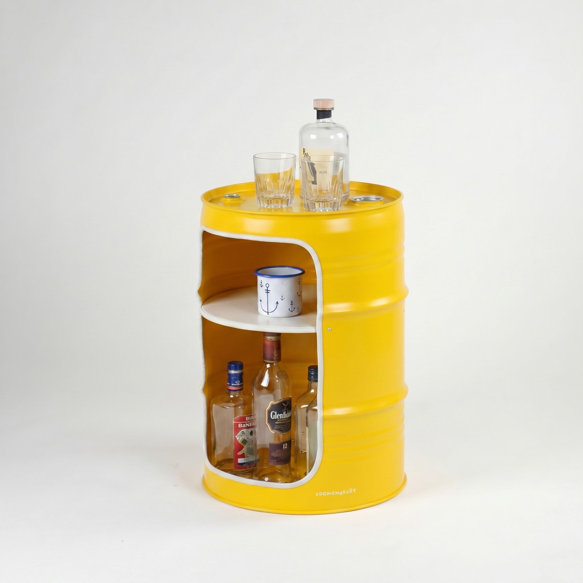 Lockengelöt - Minibar aus Hamburger Ölfässern