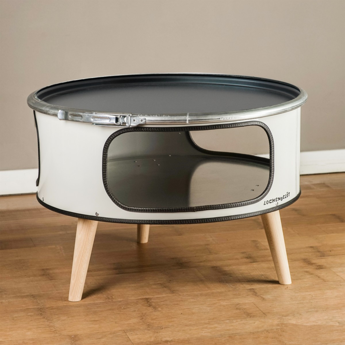 Lockengelöt Betty Ölfass-Couchtisch