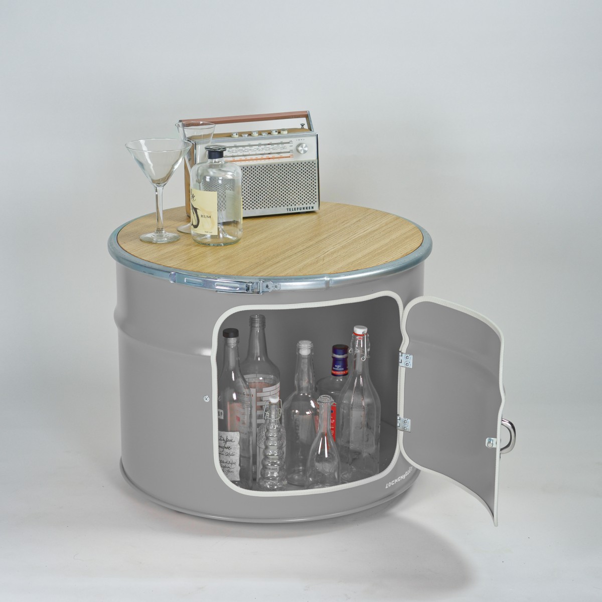 Lockengelöt - Bob mit Tür als Bar - 1/2 Hamburger Ölfass