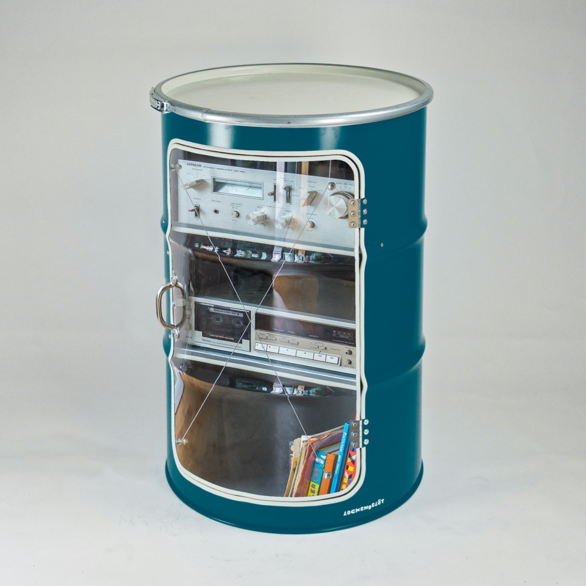 Lockengelöt - Hifi-Schränk aus einem Hamburger Ölfass