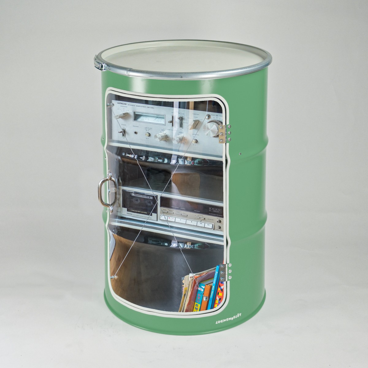 Lockengelöt - Hifi-Schränk aus einem Hamburger Ölfass