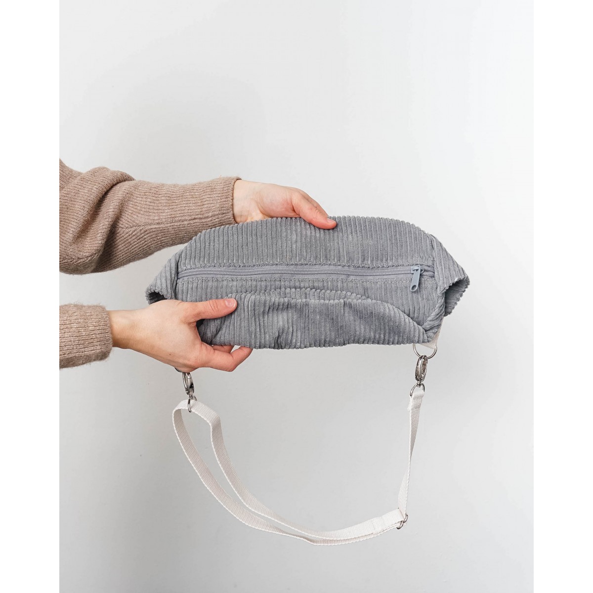 MULINU - Bauchtasche | Hipbag HENNES Breitcord Grau
