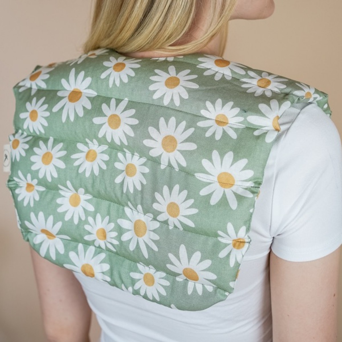 Nackenkissen mit Bio-Dinkel gefüllt "Daisy Matcha" – Tochter von Walter