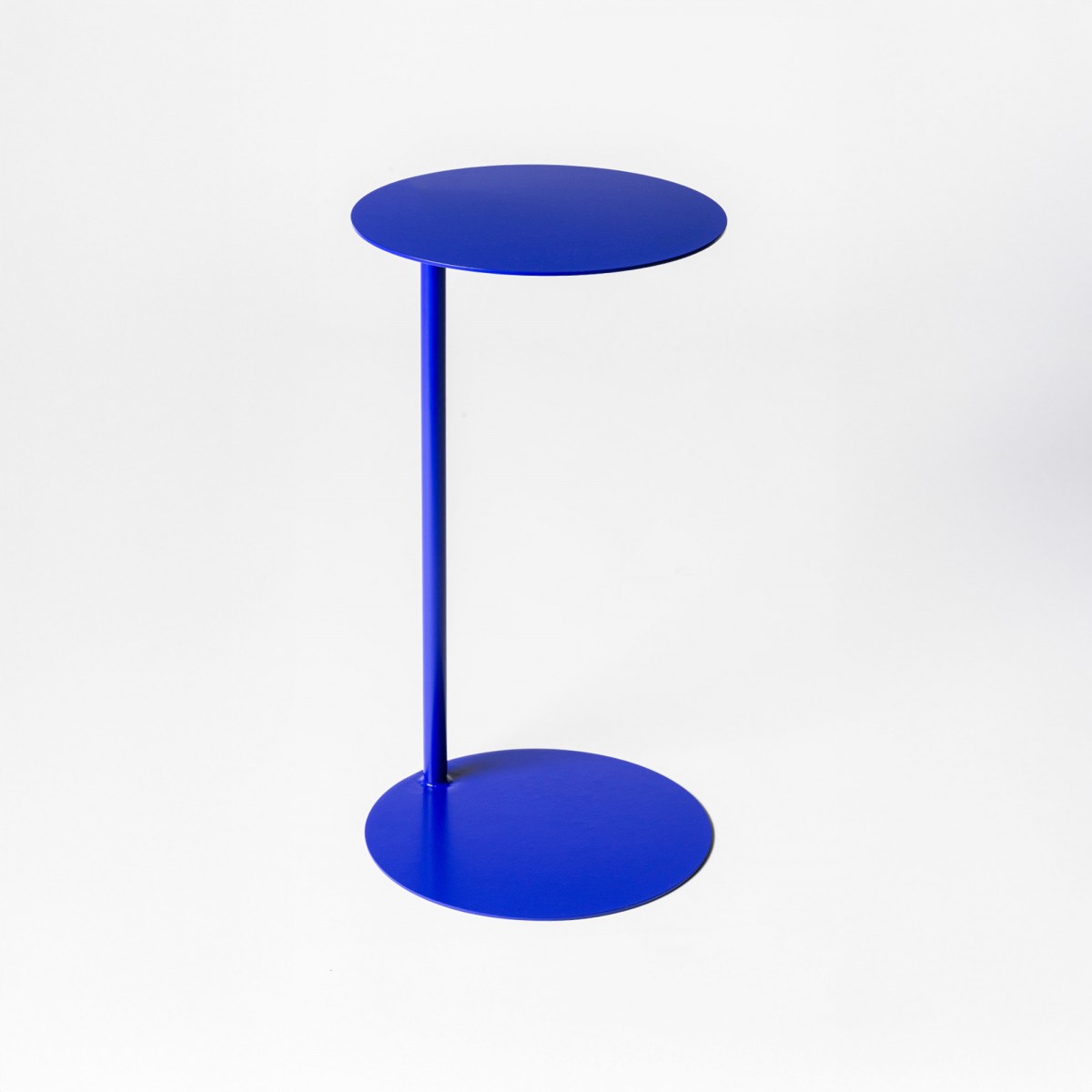 Einig Studio - Beistelltisch Blau