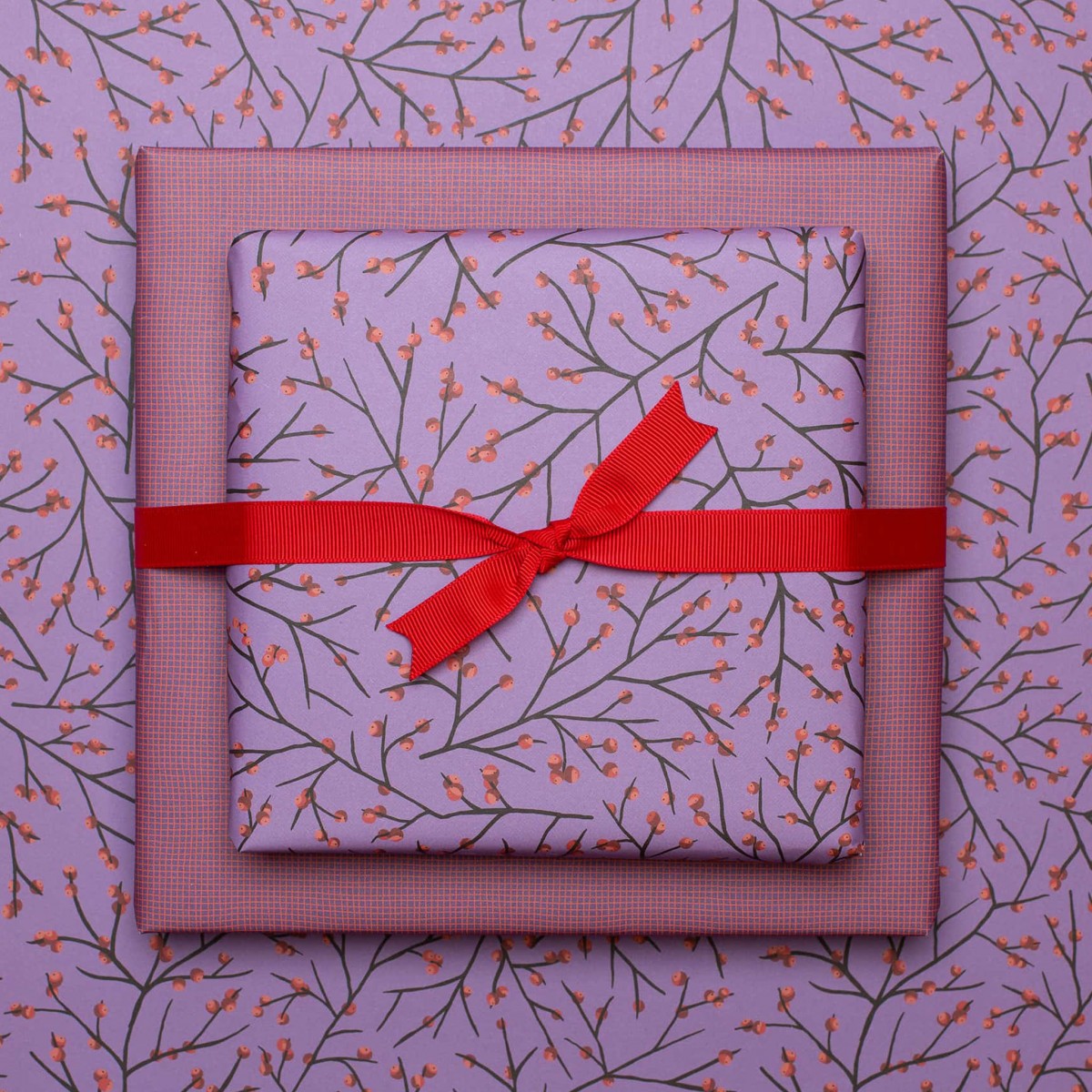 12 Bogen Weihnachtspapier mit verschiedenen Mustern (rot) von My Pretty Circus