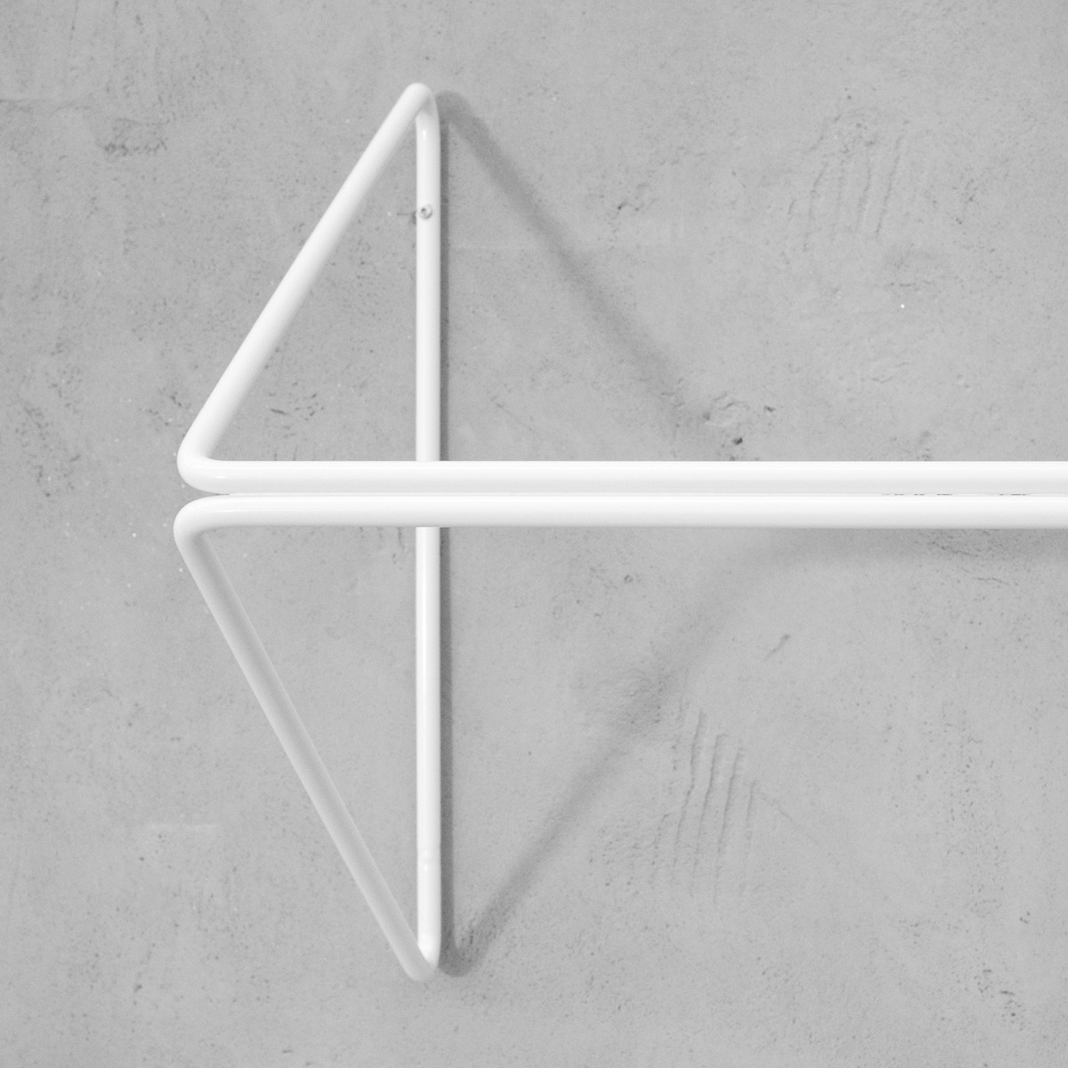 SYNC Garderobe Weiß | Result Objects