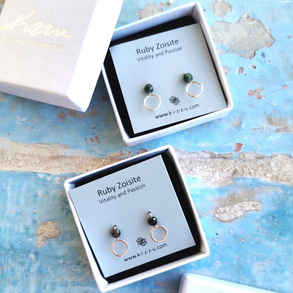 Ruby-Zoisit-Ohrstecker mit Kreis • Sterling Silber / Gold Filled / Roségold • Handmade Minimal Design • Vitalität & Leidenschaft • Weihnachtsgeschenk