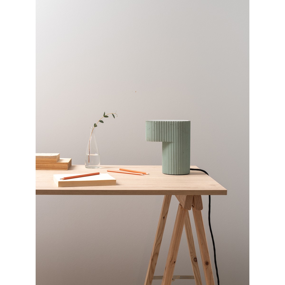 Tischlampe – plissiert und farbenfroh [S7]