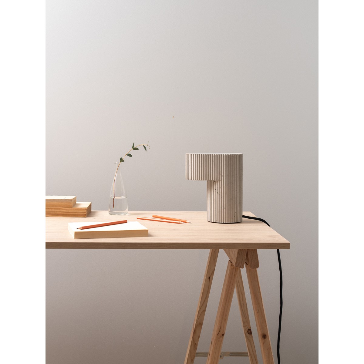 Tischlampe – plissiert und farbenfroh [S7]