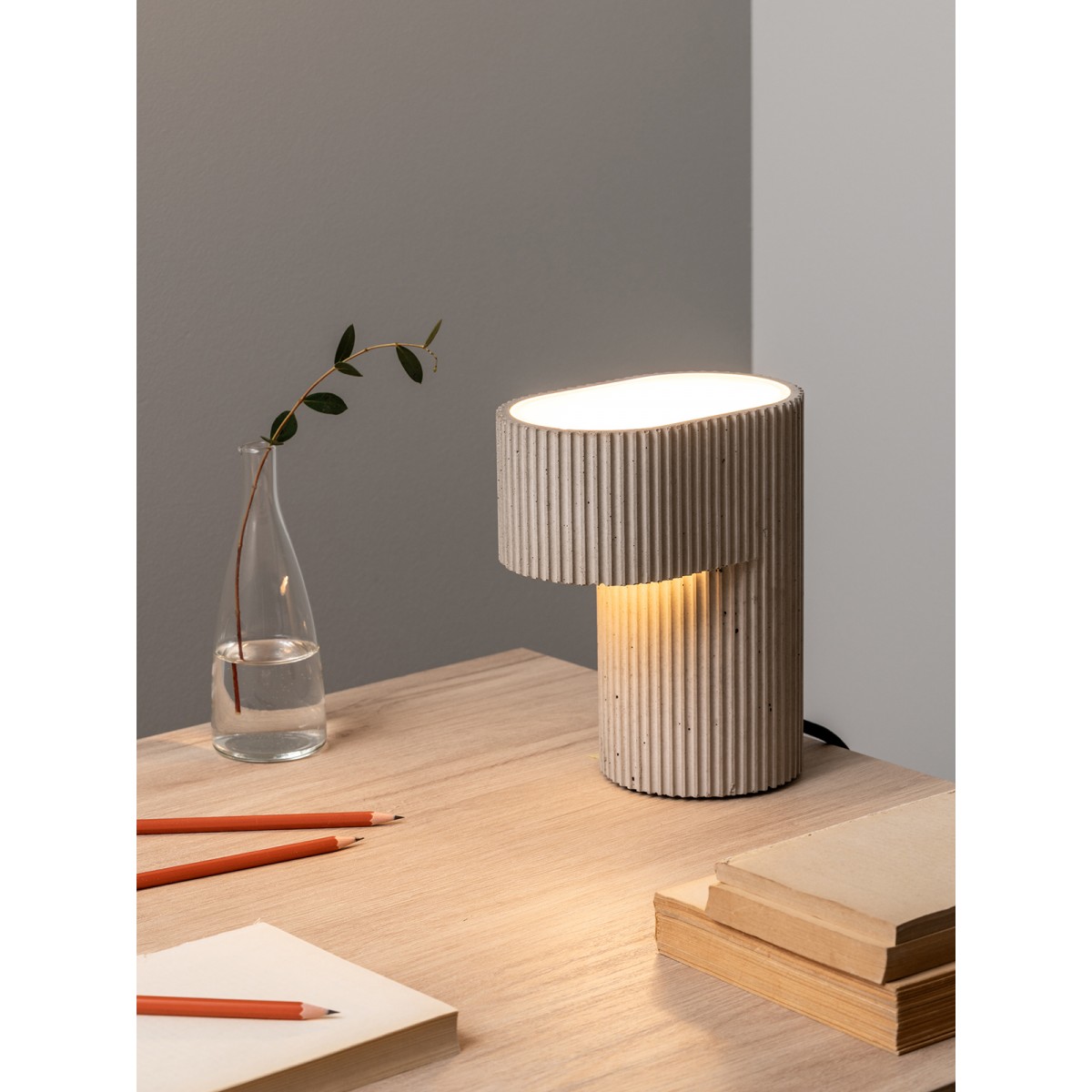 Tischlampe – plissiert und farbenfroh [S7]