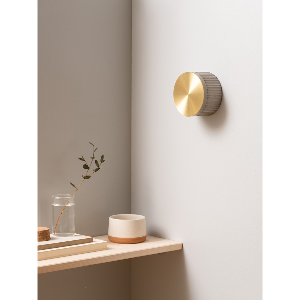 Wandlampe mit Rundumlicht- plissiert und farbenfroh [S8]
