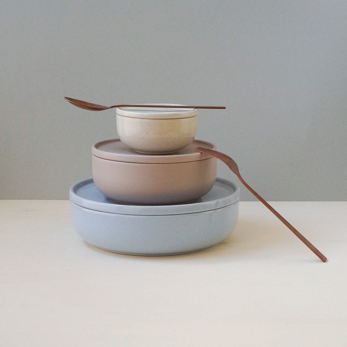 Schale 16 cm Hollyhock mit Deckel/Teller // 600 ml // indre Ceramics
