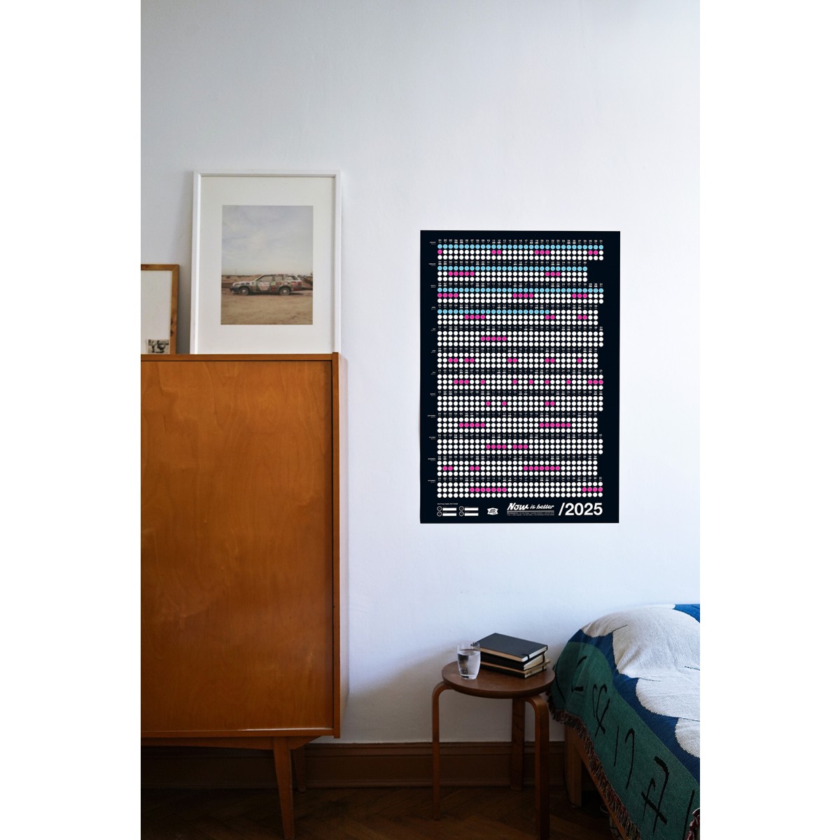 Bob And Uncle Design – Wandkalender – Now Is Better 2025 – Schwarz – 680 x 1000 mm
