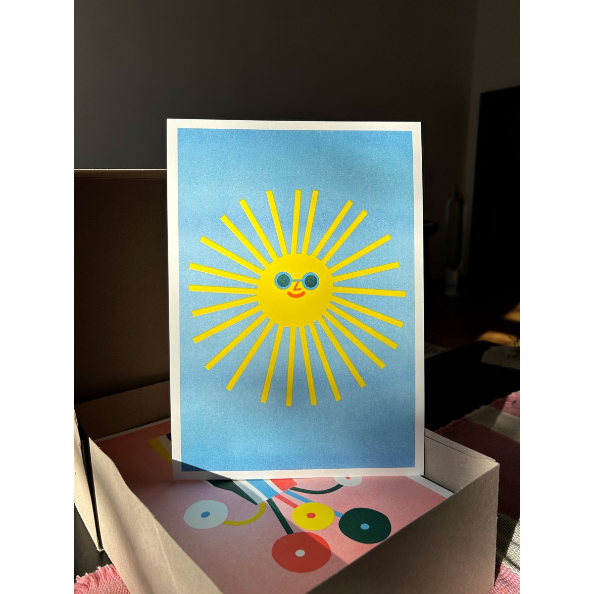 Smiling Sun – A4 Riso Print – stefanizen