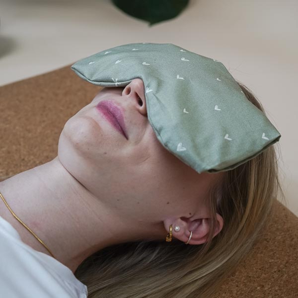 Yoga Augenkissen „Matcha" mit Bio Dinkel – für Meditation, Tiefenentspannung & Yoga, weicher Baumwollbezug - Tochter von Walter