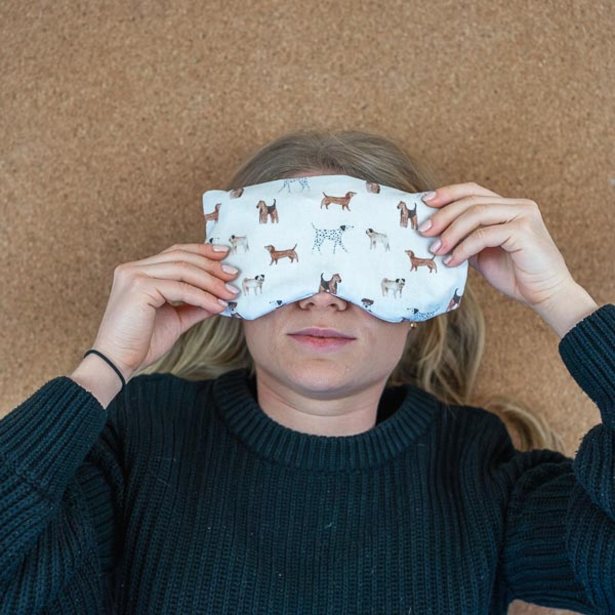 Meditationskissen für Augen – Bio Dinkel Lavendel Füllung, perfekt für Yoga & Entspannung „ Hundis“ - Tochter von Walter