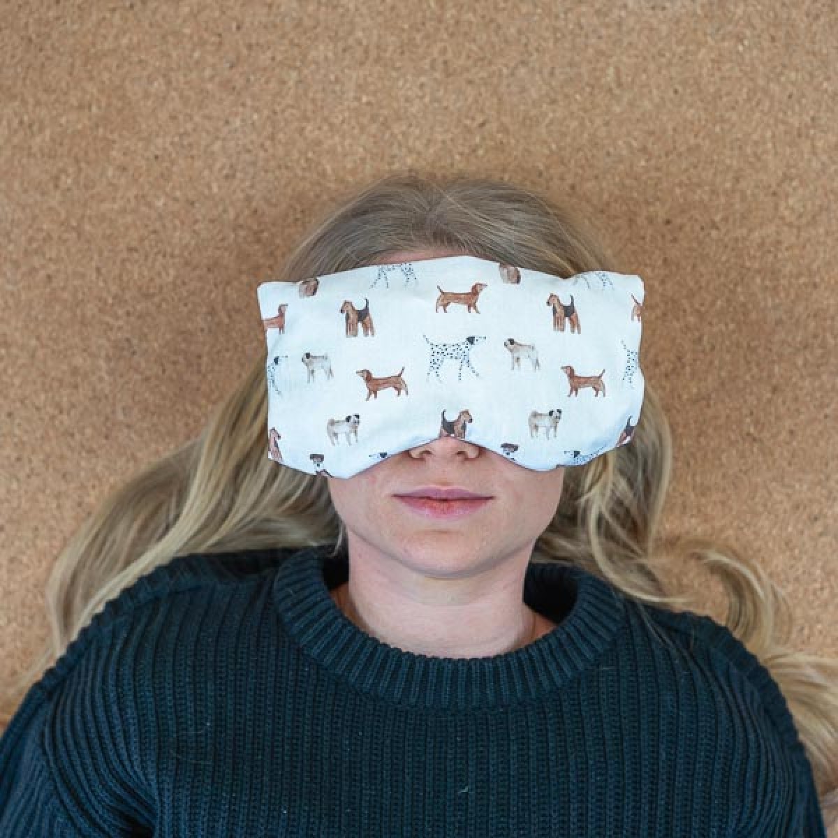 Meditationskissen für Augen – Bio Dinkel Lavendel Füllung, perfekt für Yoga & Entspannung „ Hundis“ - Tochter von Walter